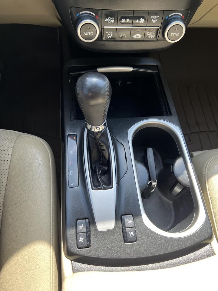 2017 Acura RDX ELITE PKG AWD NAVI BACKUP CAMERA LEATHER SUNROOF Photo