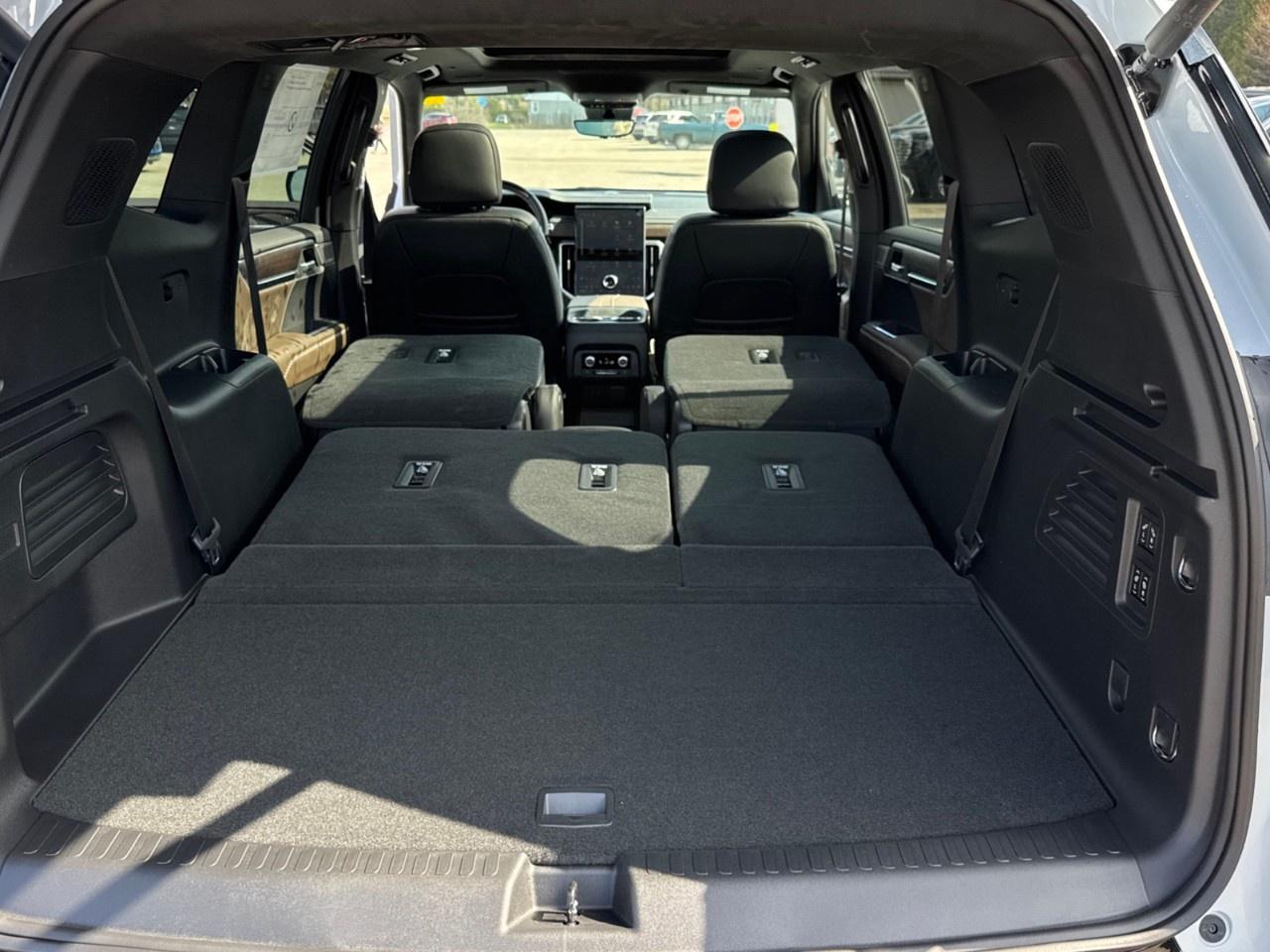 2026 GMC Acadia AWD Denali Ultimate Photo