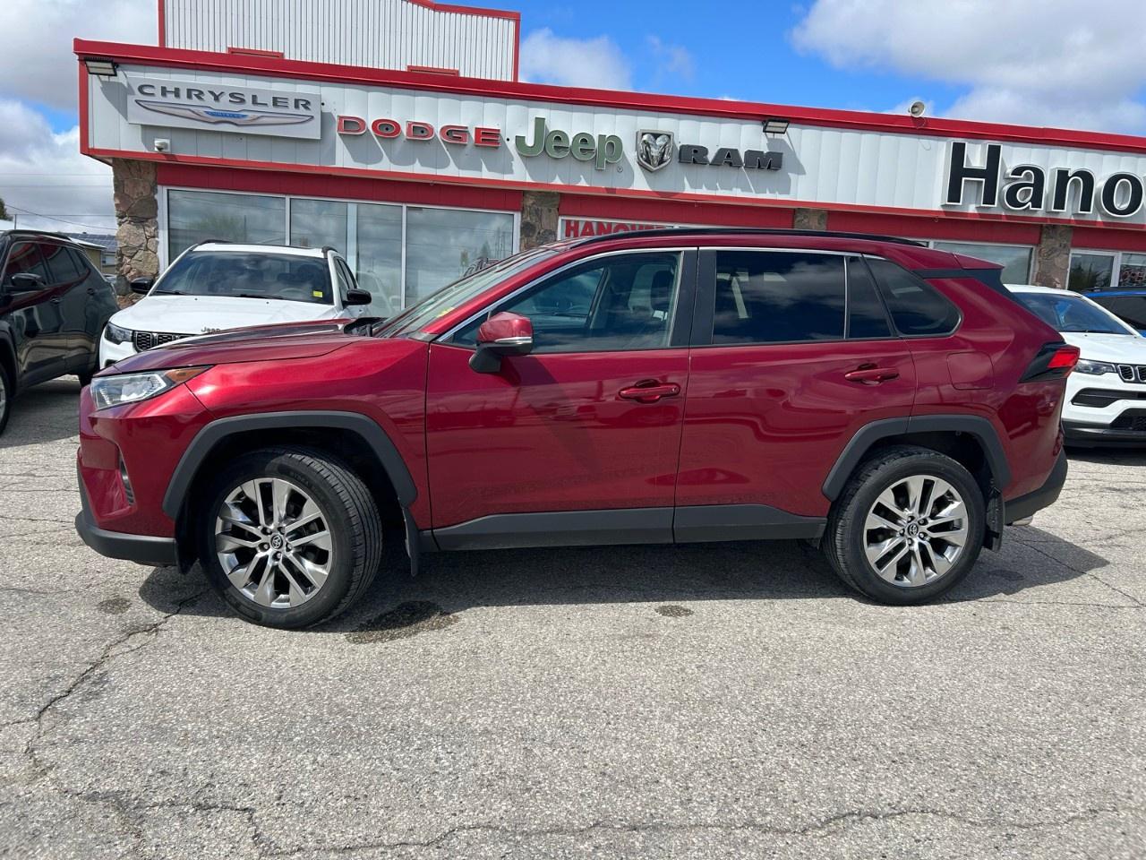 2020 Toyota RAV4 XLE AWD Photo