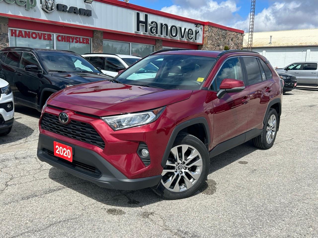 2020 Toyota RAV4 XLE AWD Photo0
