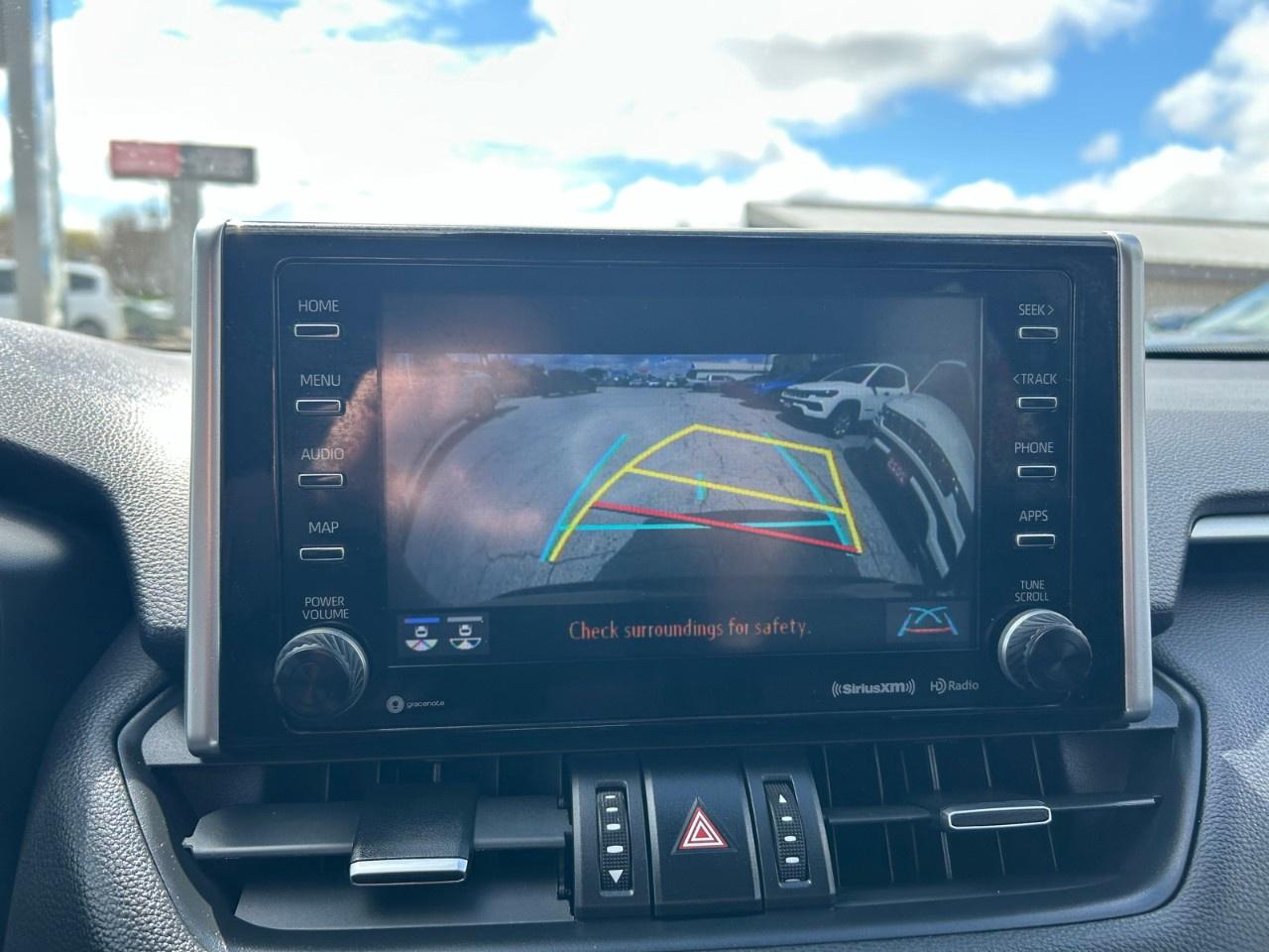 2020 Toyota RAV4 XLE AWD Photo