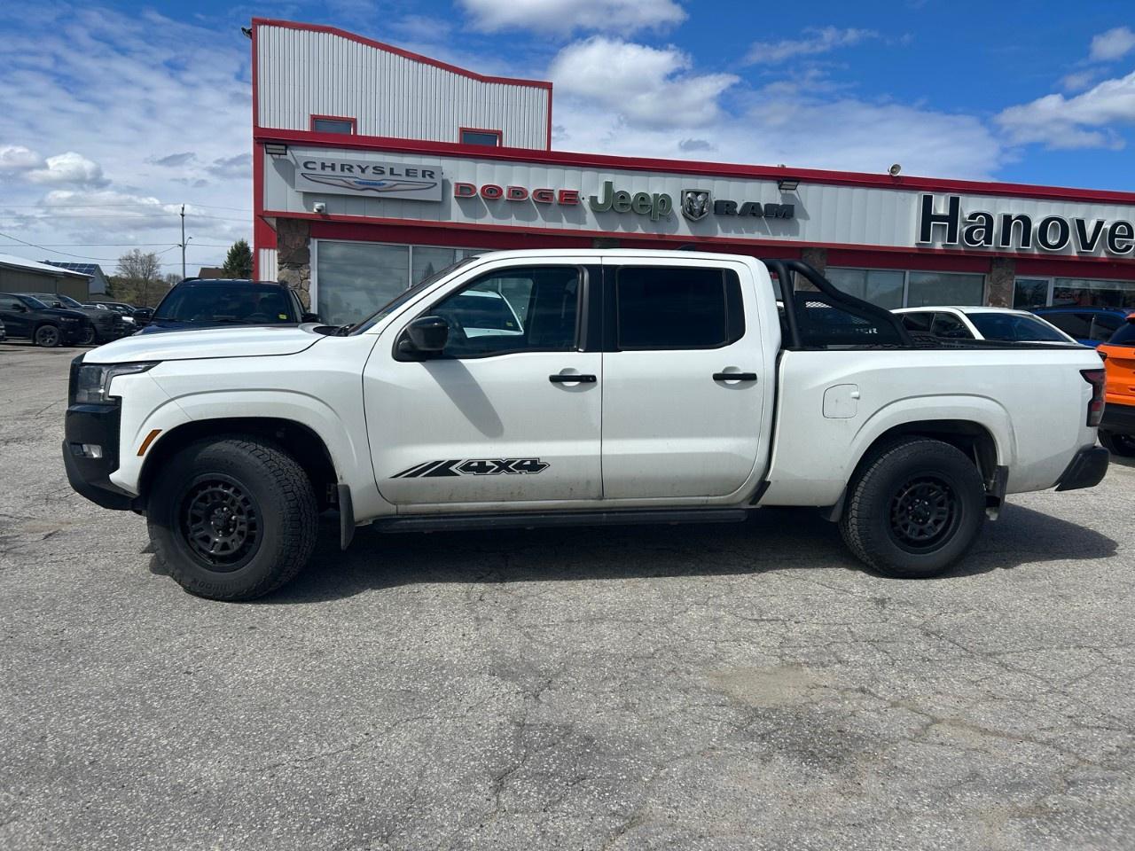 2024 Nissan Frontier Crew Cab 4x4 Long Bed SV Photo