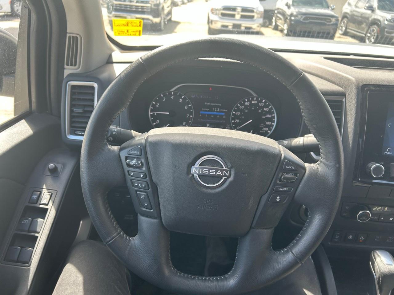 2024 Nissan Frontier Crew Cab 4x4 Long Bed SV Photo