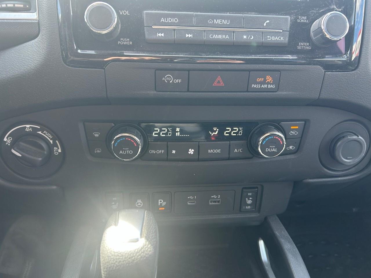 2024 Nissan Frontier Crew Cab 4x4 Long Bed SV Photo