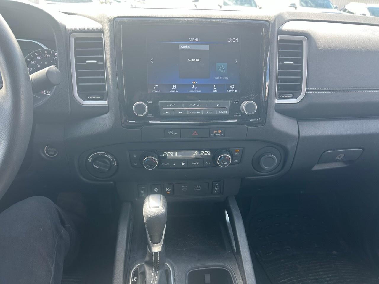 2024 Nissan Frontier Crew Cab 4x4 Long Bed SV Photo