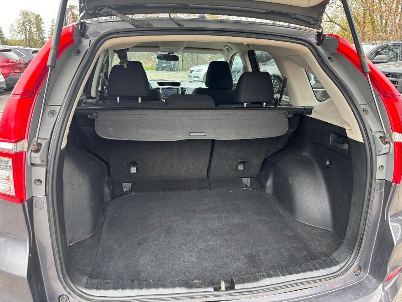 2016 Honda CR-V SE AWD BACKUP CAM HEATED SEATS NO ADMIN FEES Photo
