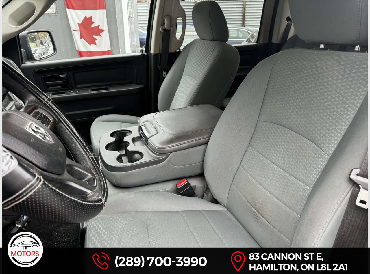 2017 RAM 1500 Express 4x4 Crew Cab - HEMI - No Accidents Tradesman Photo