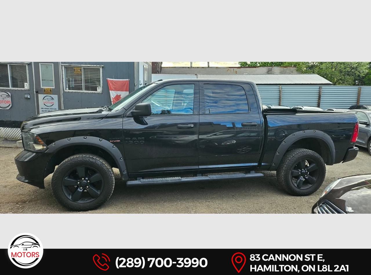 2017 RAM 1500 Express 4x4 Crew Cab - HEMI - No Accidents -  Photo