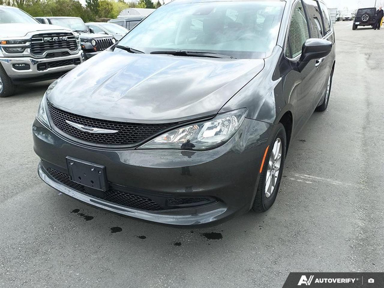 2023 Chrysler Grand Caravan SXT Front-Wheel Drive Passenger Van Photo