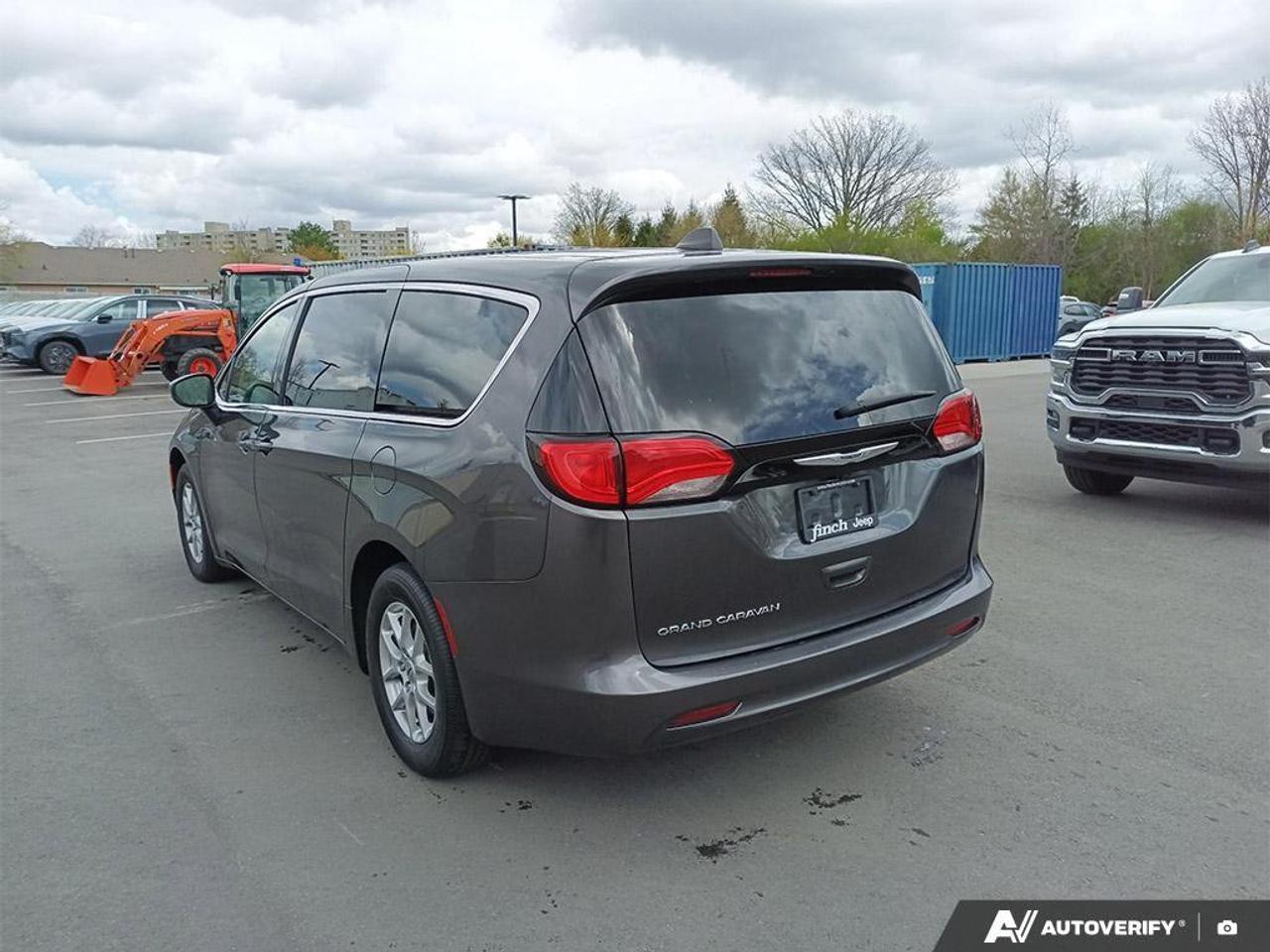 2023 Chrysler Grand Caravan SXT Front-Wheel Drive Passenger Van Photo