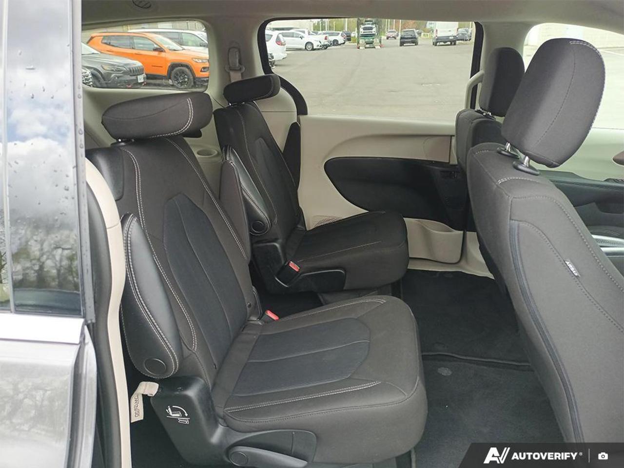 2023 Chrysler Grand Caravan SXT Front-Wheel Drive Passenger Van Photo