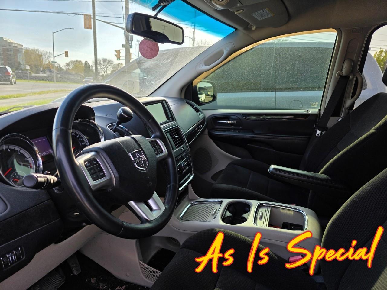 2013 Dodge Grand Caravan Crew Passenger Van Photo