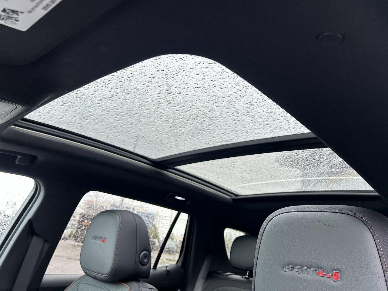 2026 GMC Terrain AT4 Low KMs Panoramic Sunroof Adaptive Cruise Blin Photo