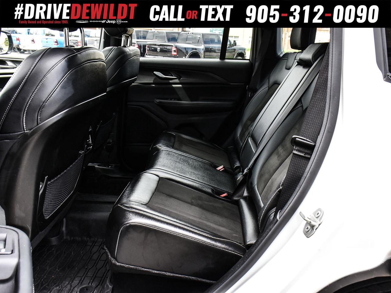 2023 Jeep Grand Cherokee ALTITUDE   POWER SUNROOF   ONE OWNER Photo