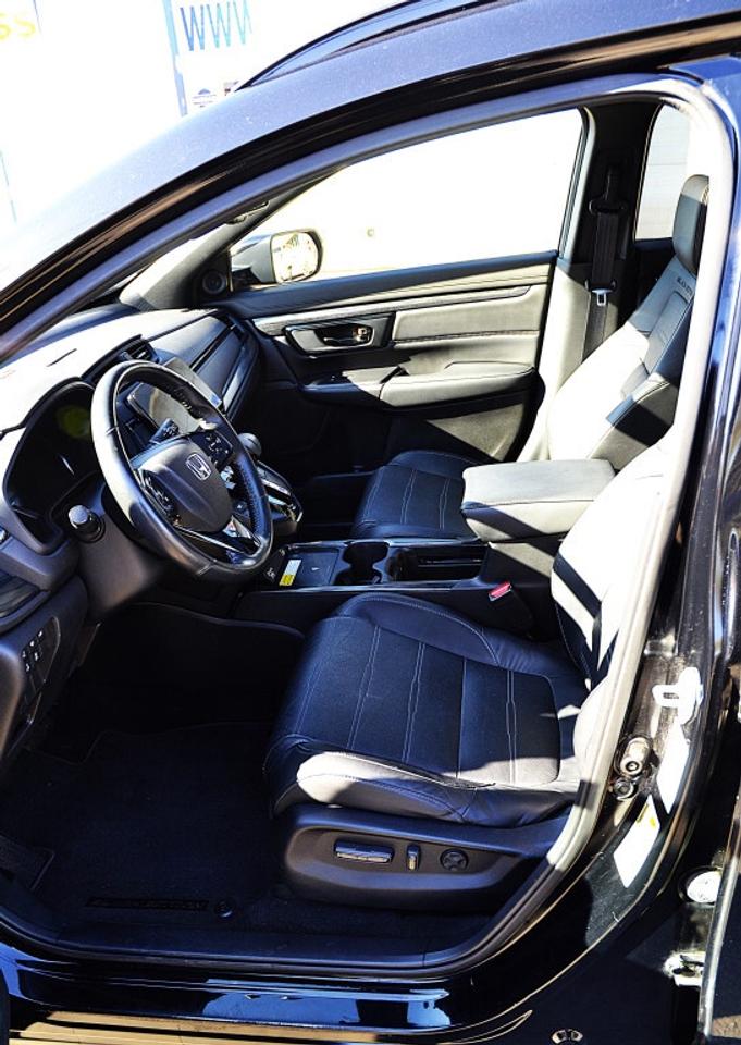2021 Honda CR-V Touring 4dr AWD - BLACK EDITION Photo