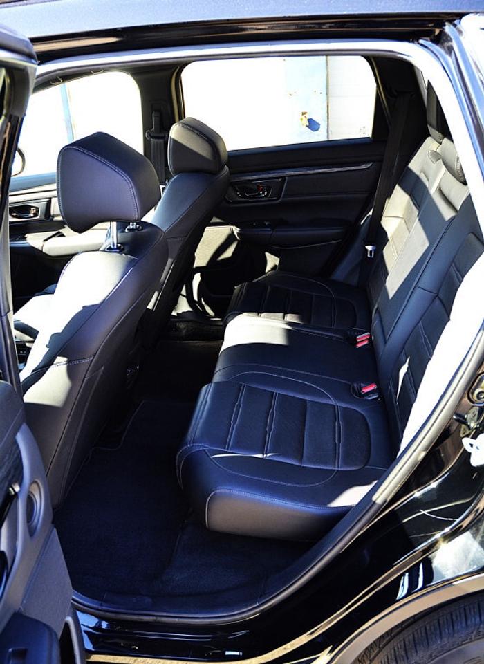 2021 Honda CR-V Touring 4dr AWD - BLACK EDITION Photo