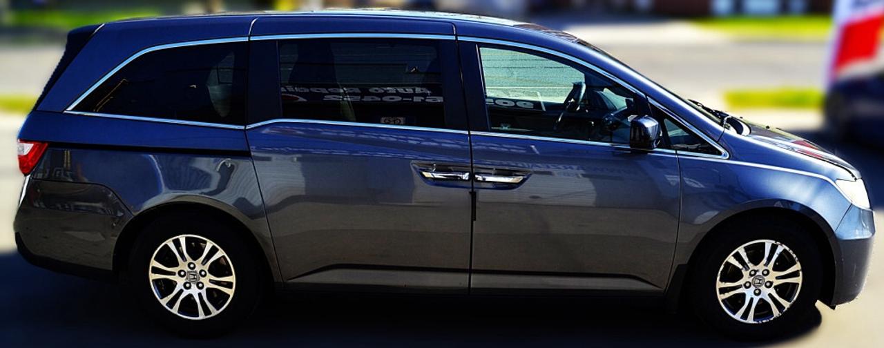 2012 Honda Odyssey EX Passenger Van Automatic Photo