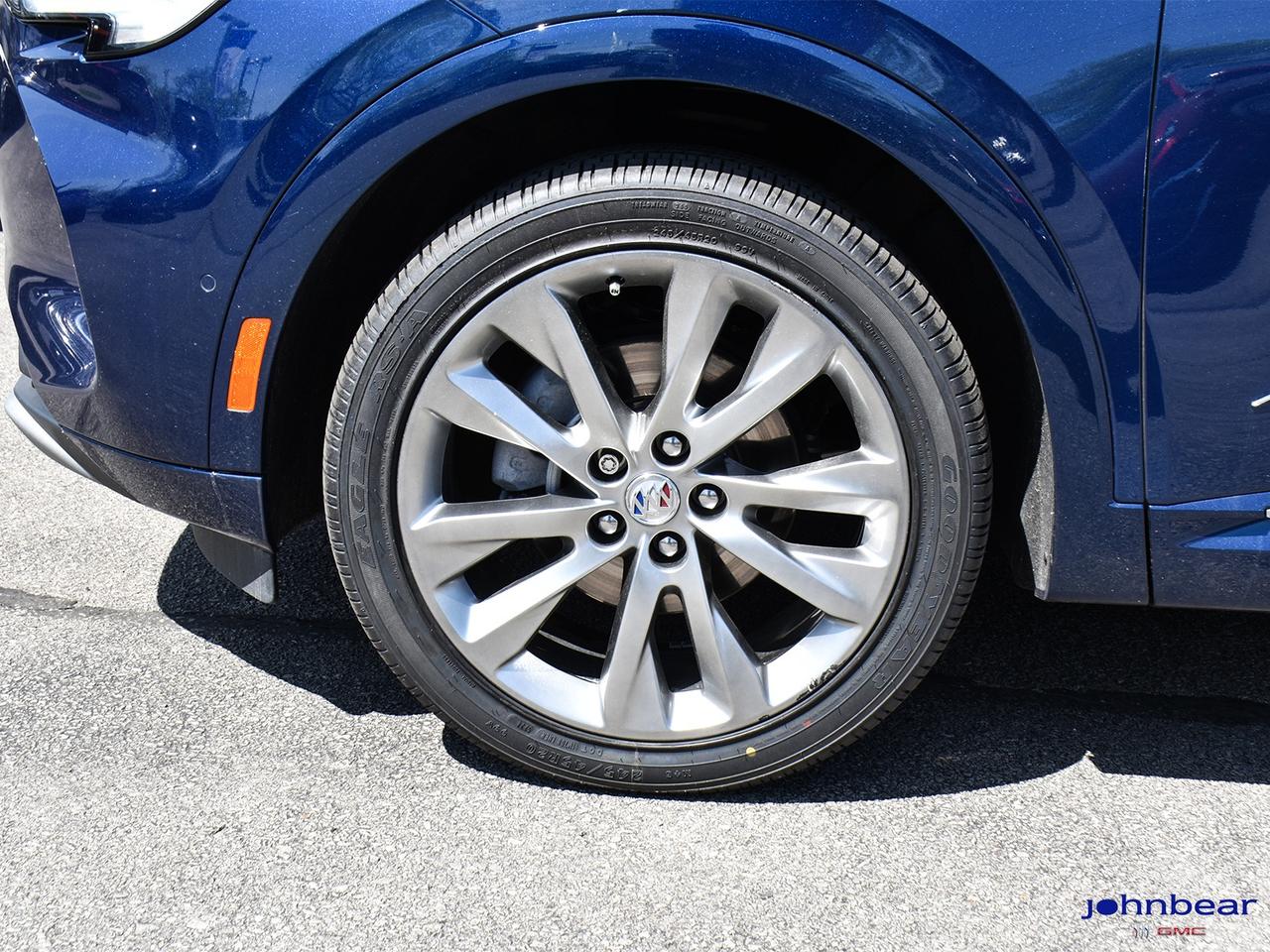 2022 Buick Envision Avenir Photo