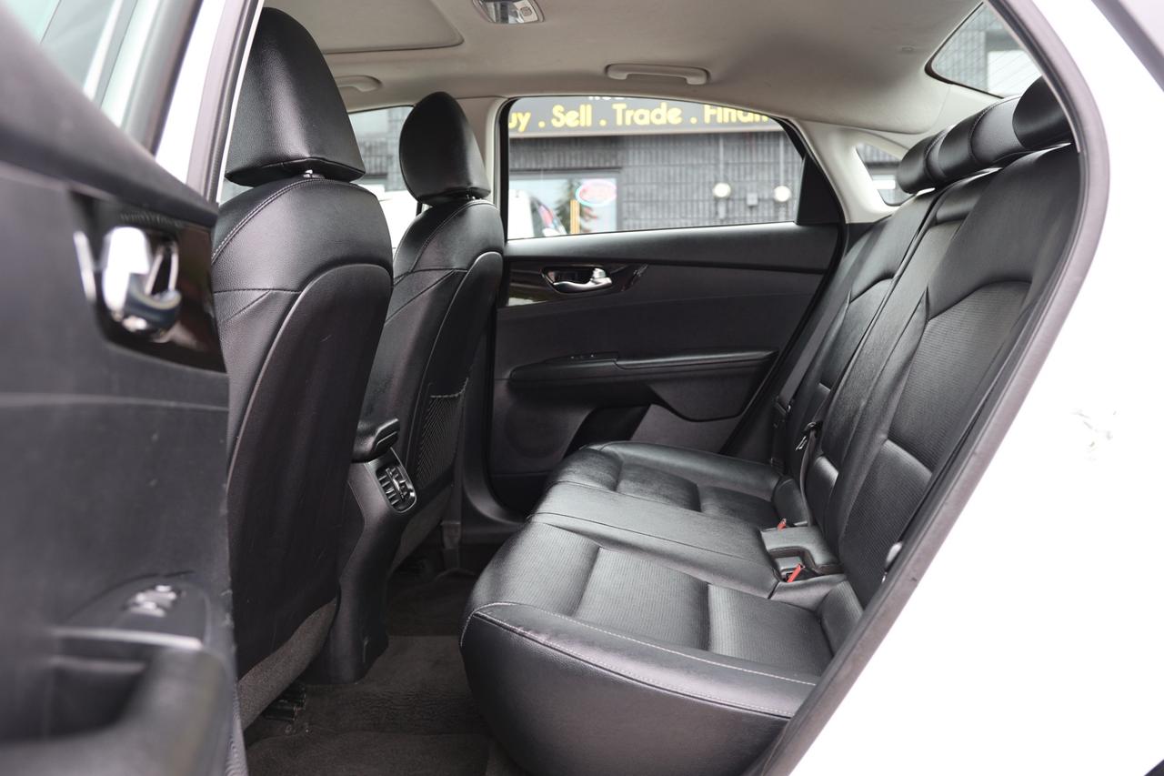2020 Kia Forte EX/NAV/ADAPT CRUISE/BCAM/BLIS/LANE ASSIST/LEATHER/ Photo