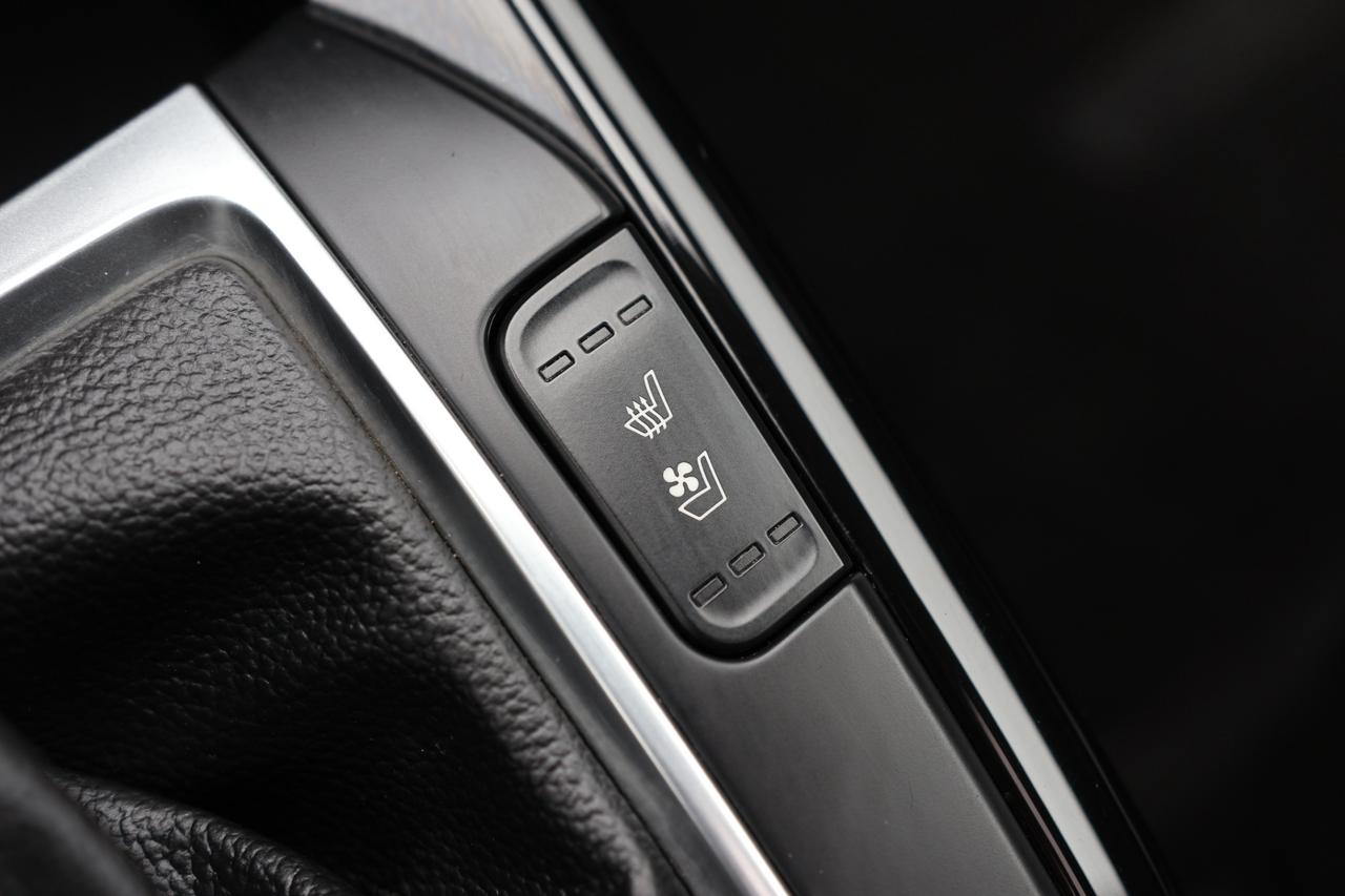 2020 Kia Forte EX/NAV/ADAPT CRUISE/BCAM/BLIS/LANE ASSIST/LEATHER/ Photo