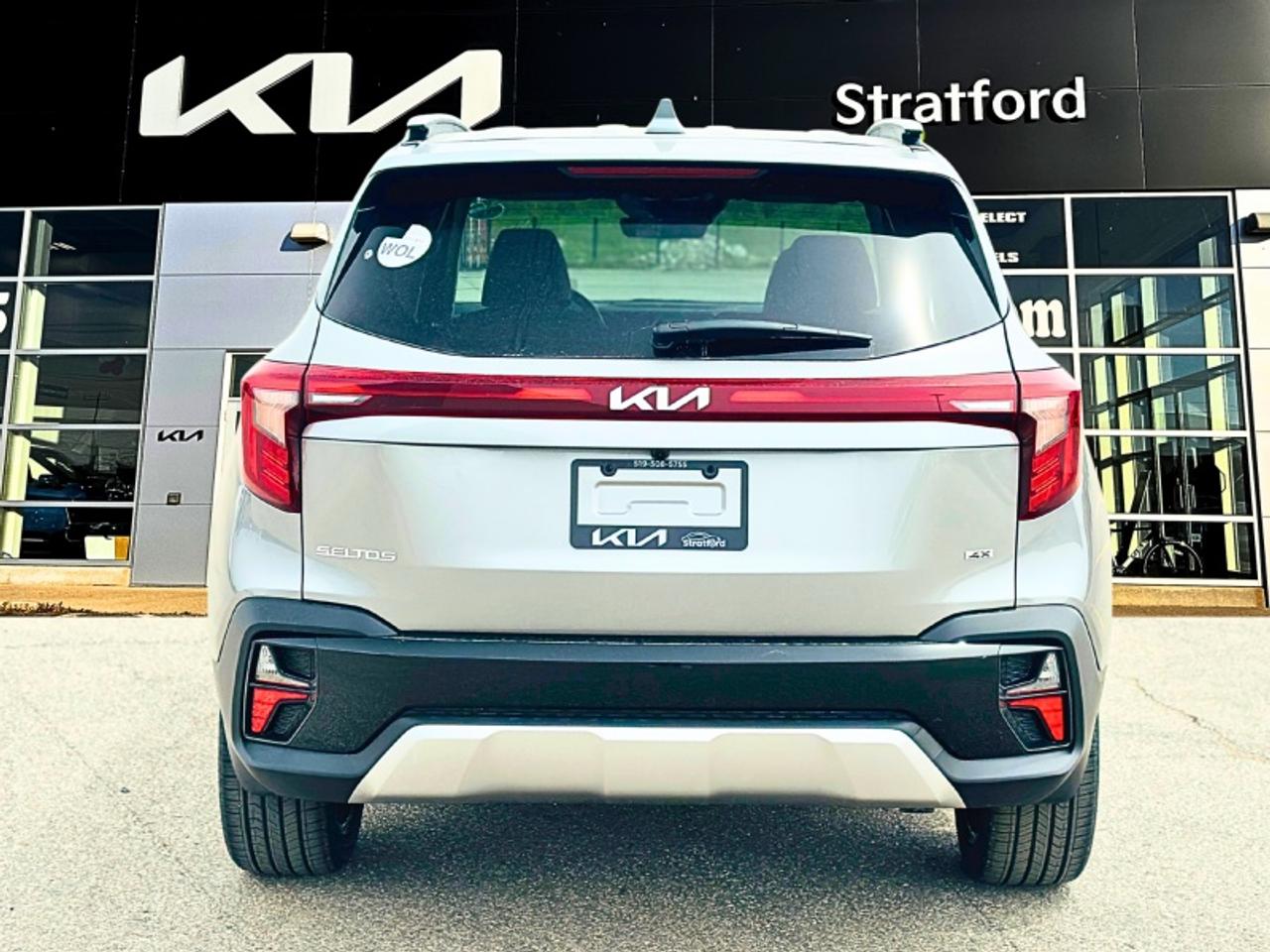 2026 Kia Seltos SX INTERIOR Photo2