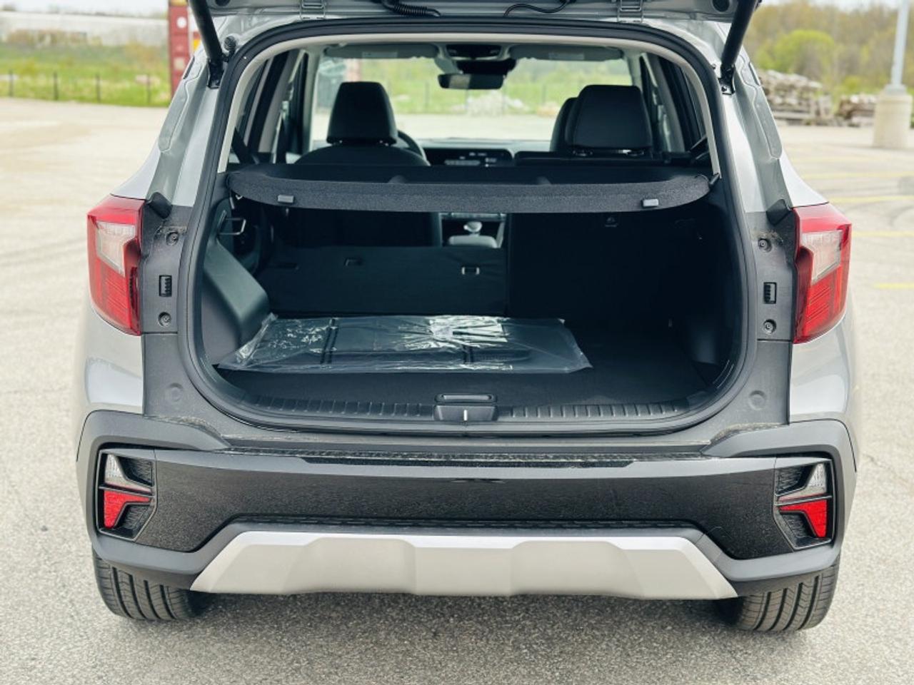 2026 Kia Seltos SX INTERIOR Photo
