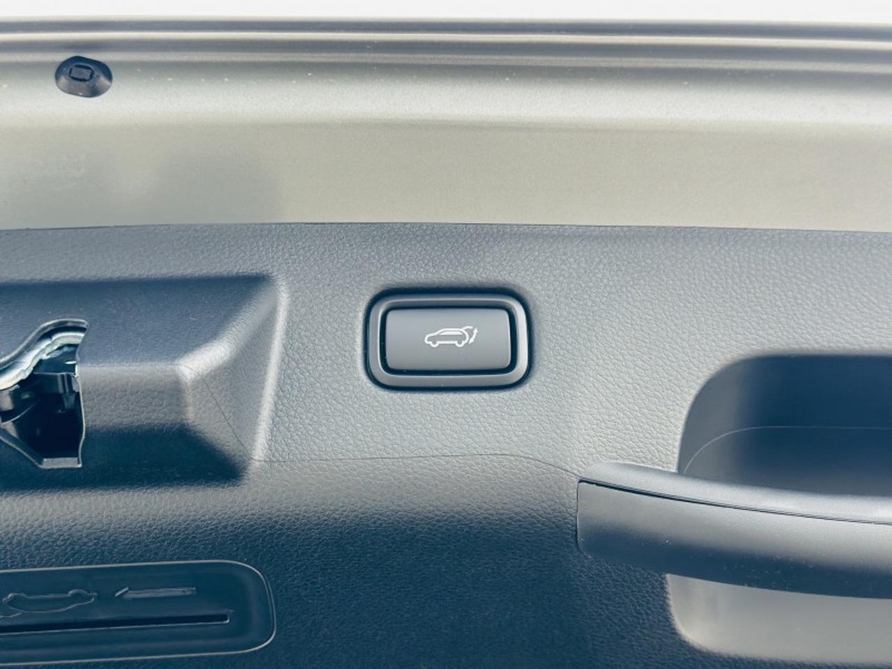 2026 Kia Seltos SX INTERIOR Photo
