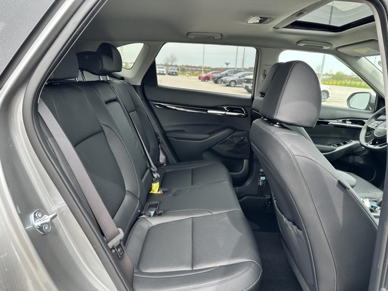 2026 Kia Seltos SX INTERIOR Photo