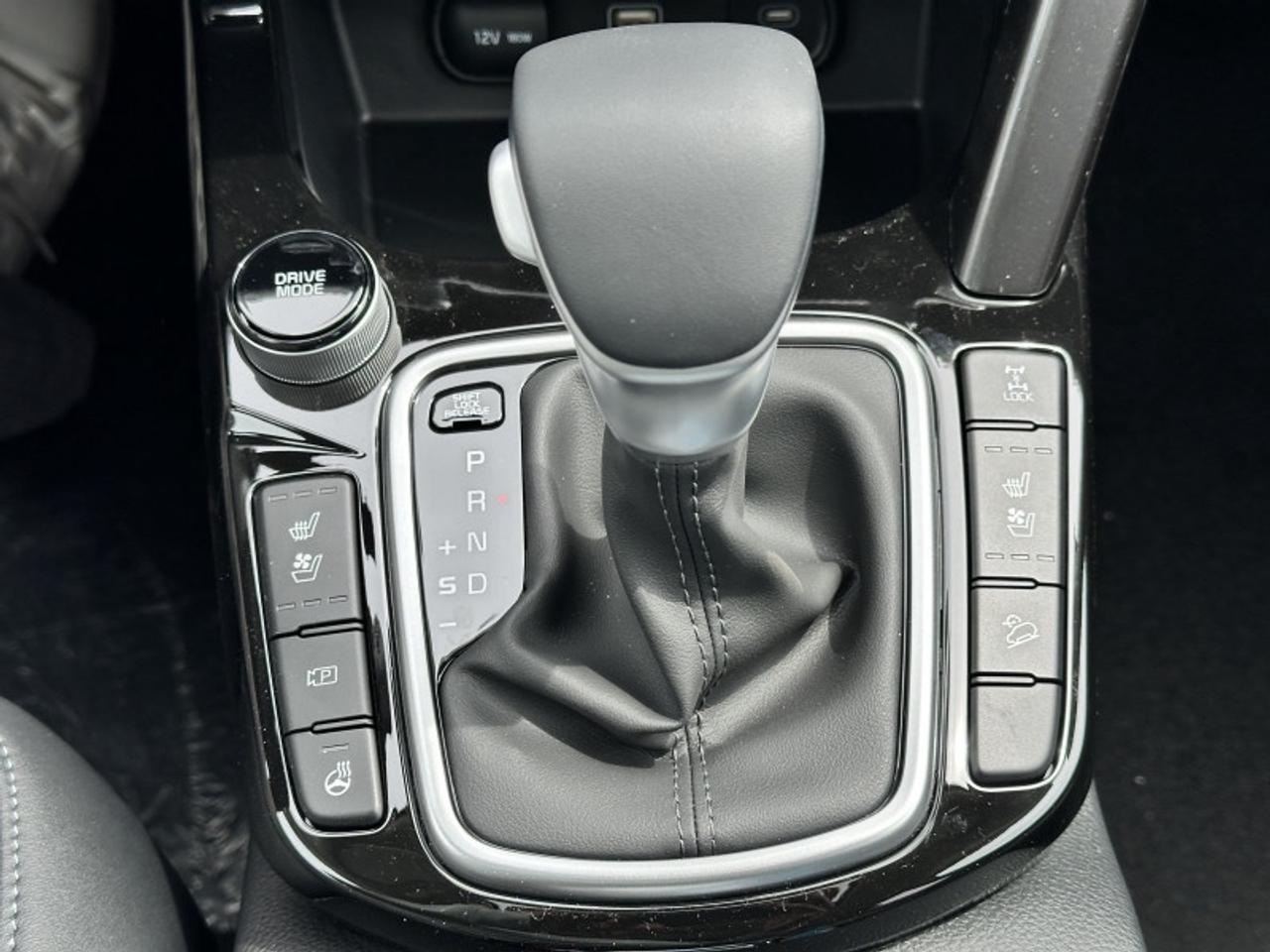 2026 Kia Seltos SX INTERIOR Photo