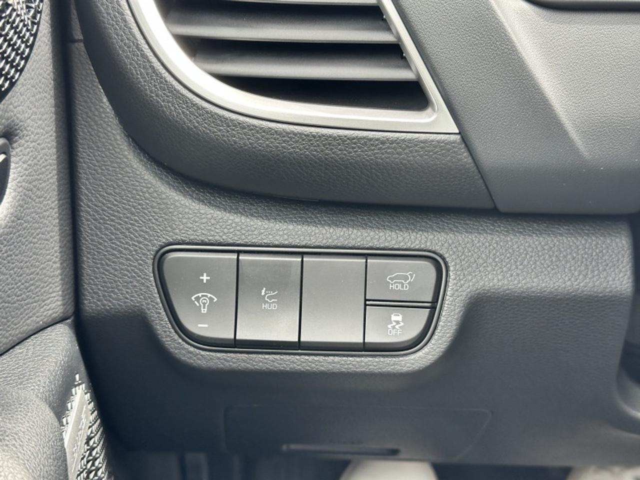 2026 Kia Seltos SX INTERIOR Photo