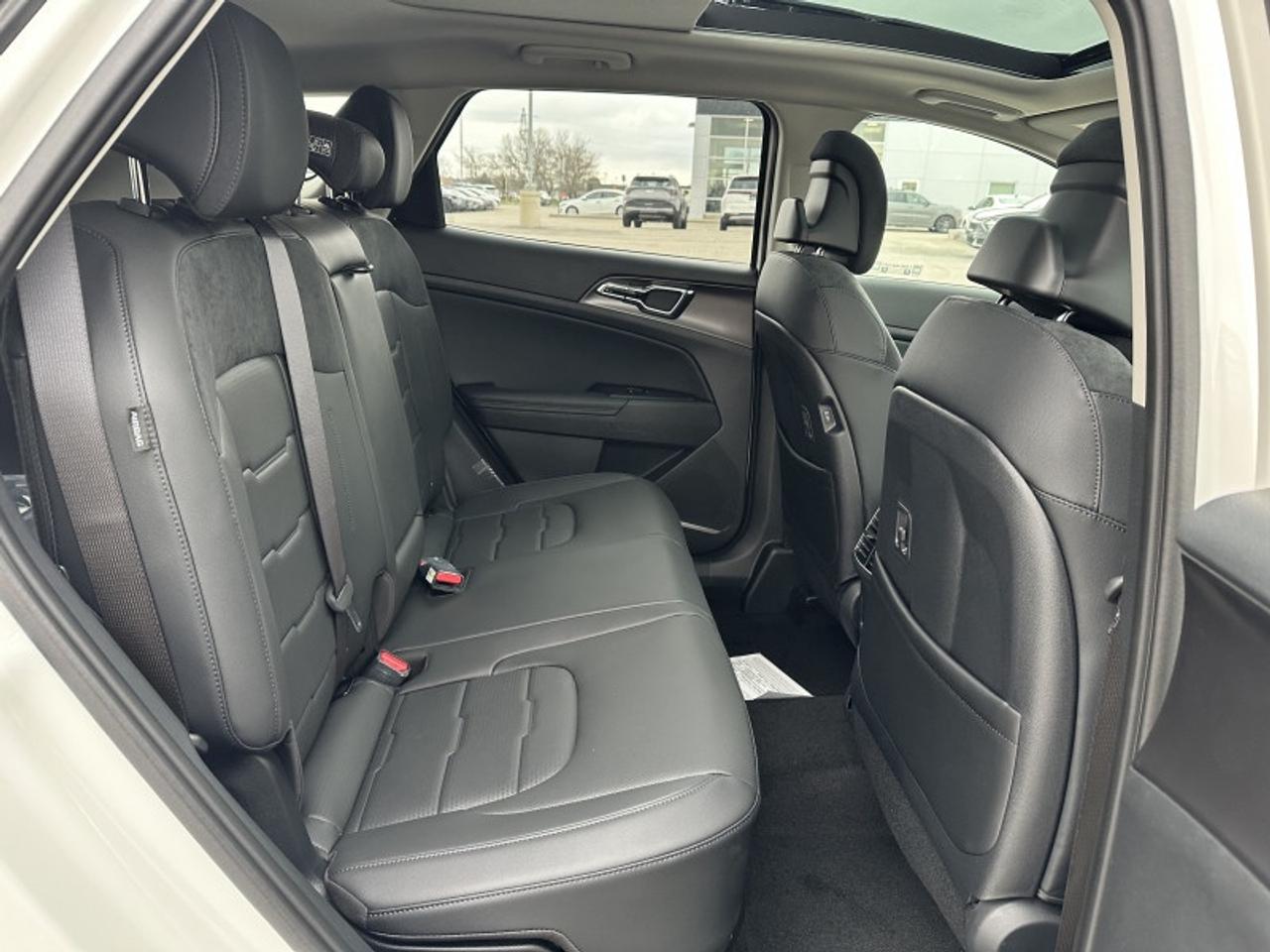 2026 Kia Sportage Hybrid EX Premium AWD Photo