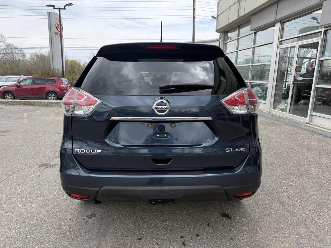 2016 Nissan Rogue AWD 4dr SL Photo