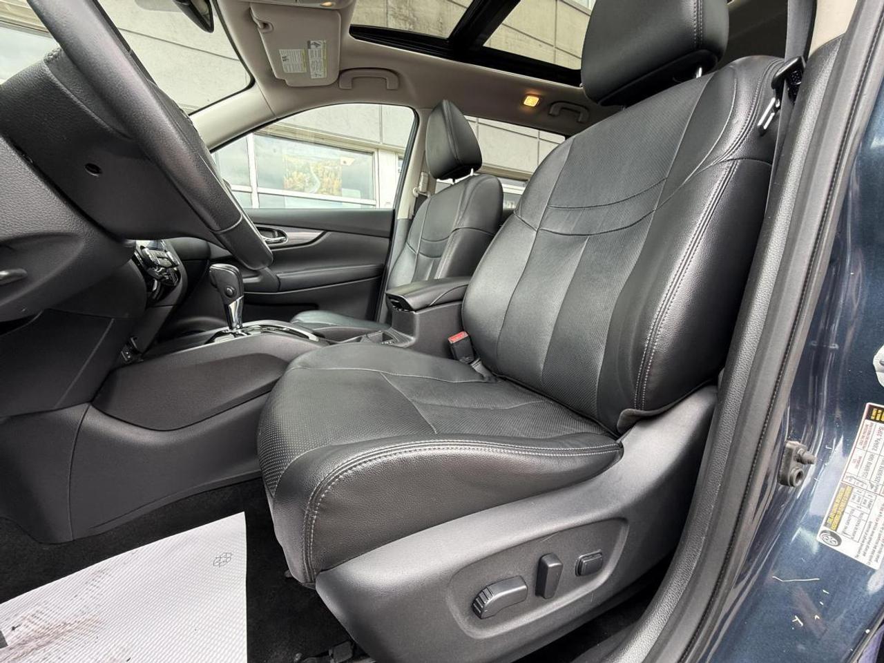 2016 Nissan Rogue AWD 4dr SL Photo