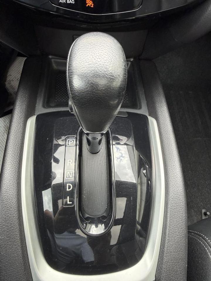 2016 Nissan Rogue AWD 4dr SL Photo
