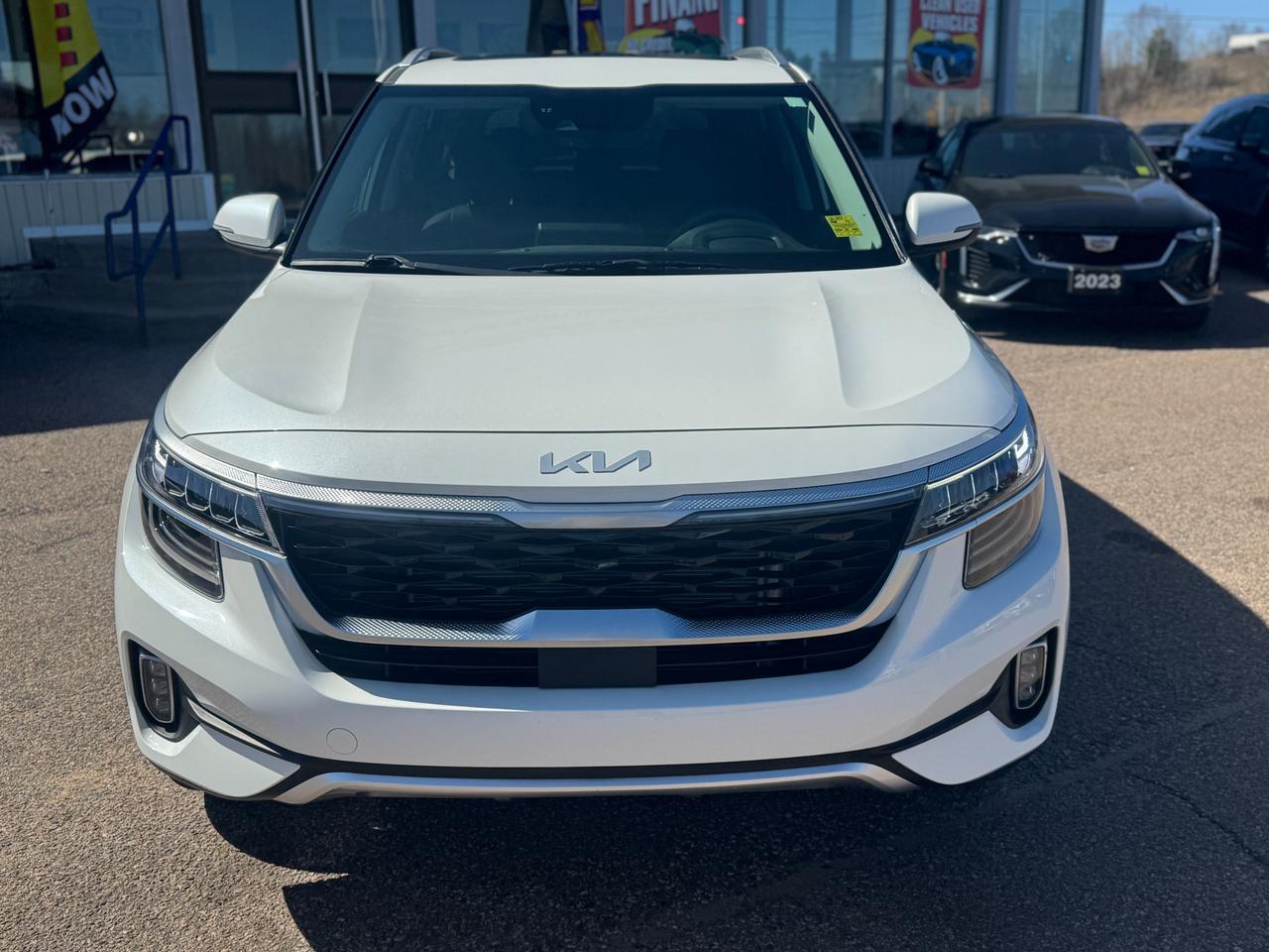2022 Kia Seltos SX Turbo w/Black Interor 4dr All-Wheel Drive Photo