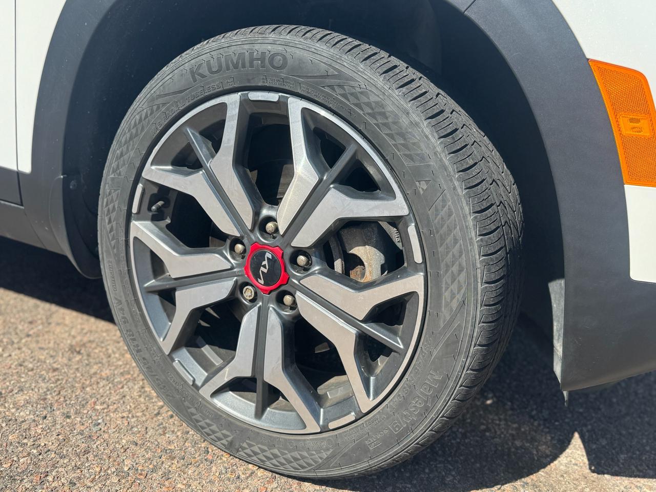 2022 Kia Seltos SX Turbo w/Black Interor 4dr All-Wheel Drive Photo