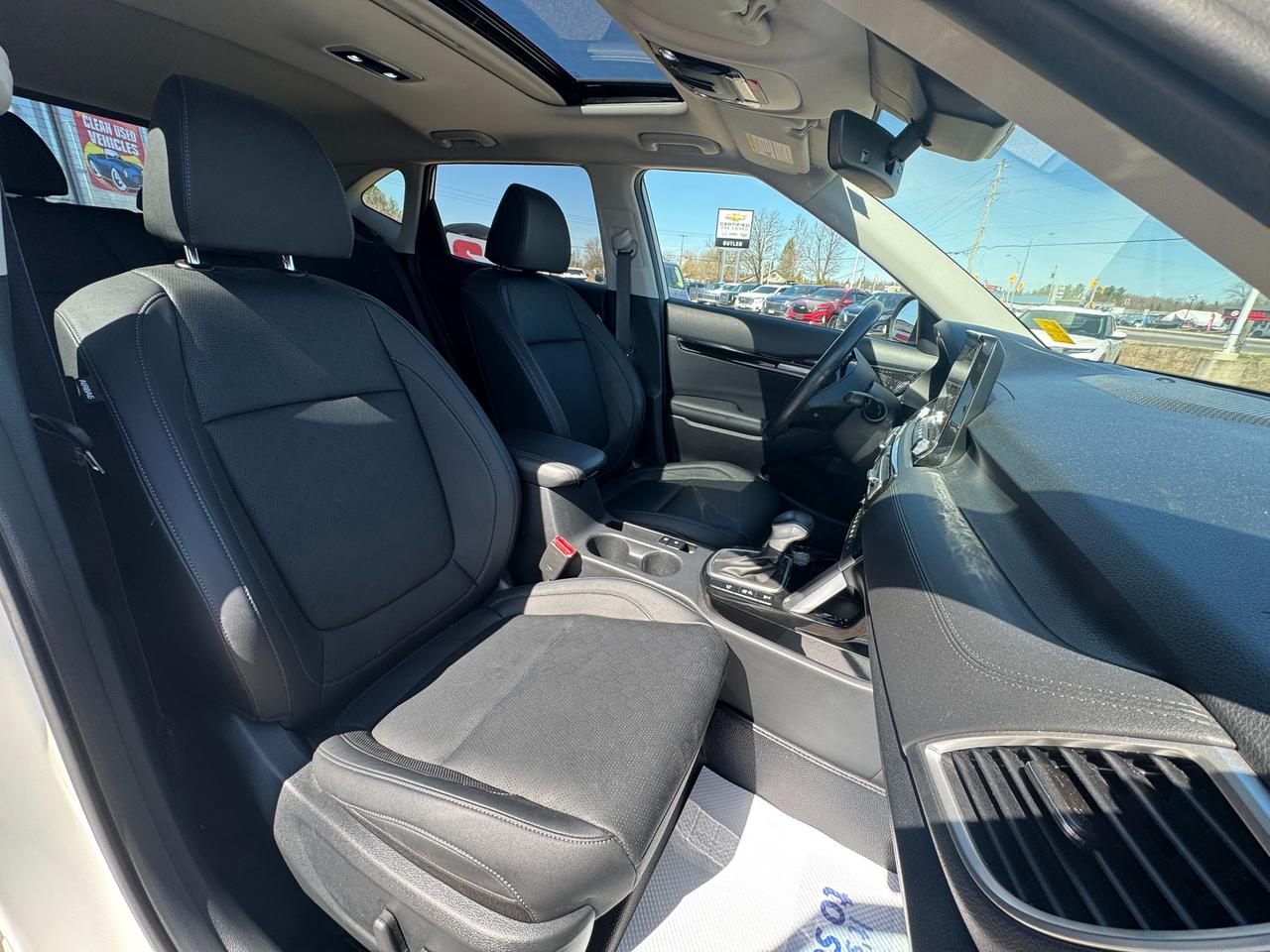 2022 Kia Seltos SX Turbo w/Black Interor 4dr All-Wheel Drive Photo