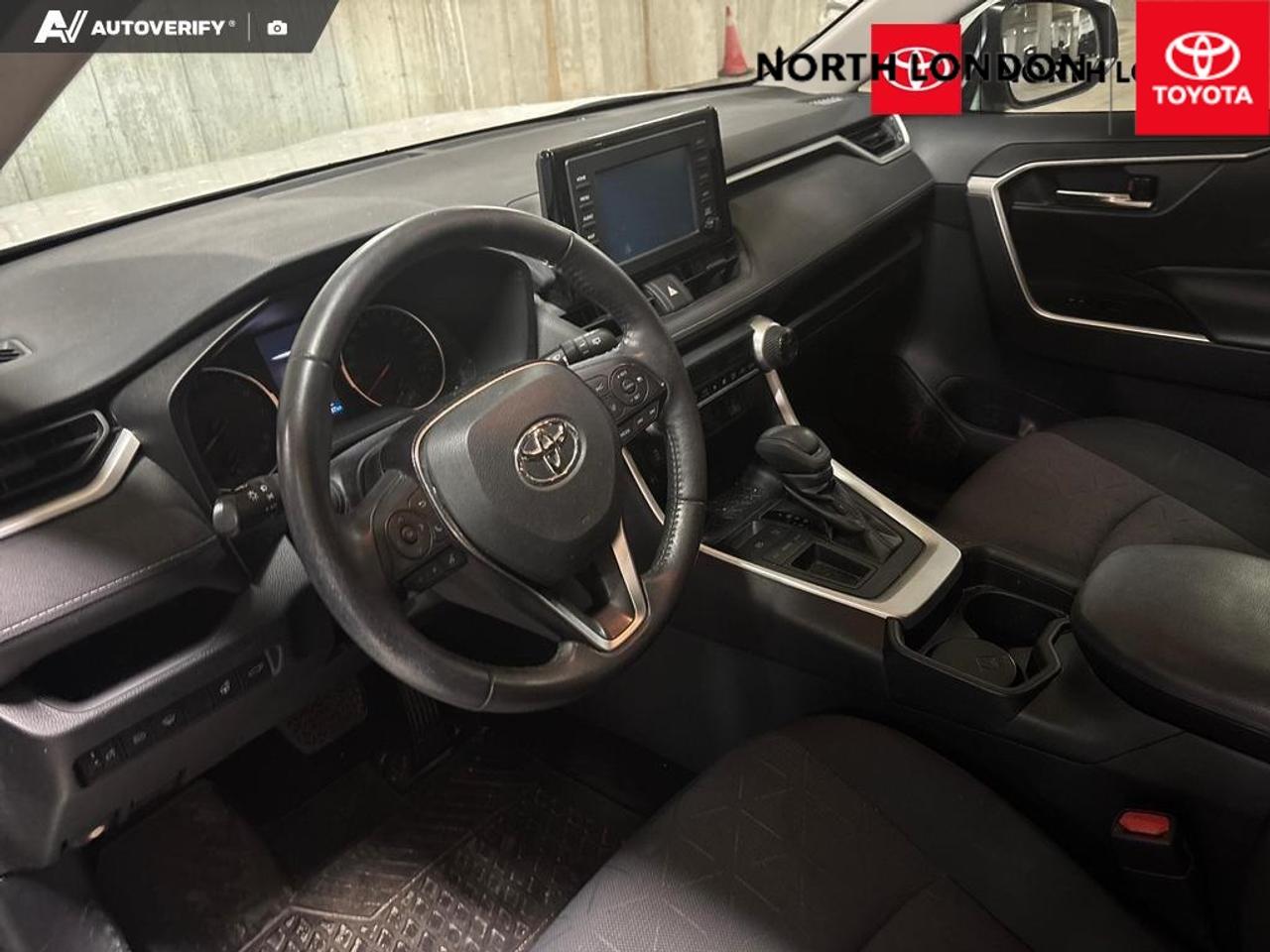 2019 Toyota RAV4 XLE 4dr Front-wheel Drive Photo