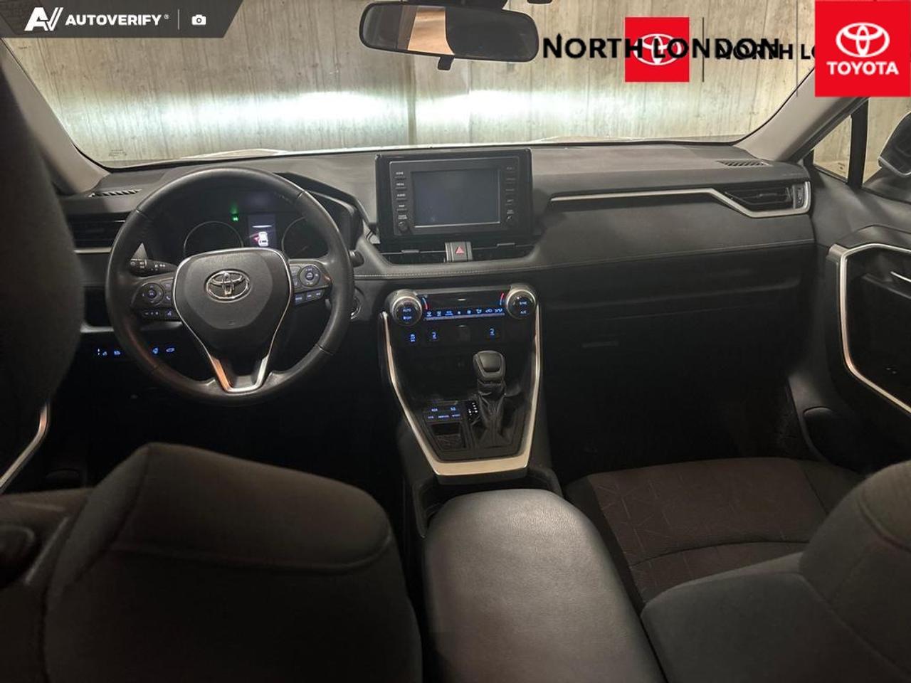 2019 Toyota RAV4 XLE 4dr Front-wheel Drive Photo