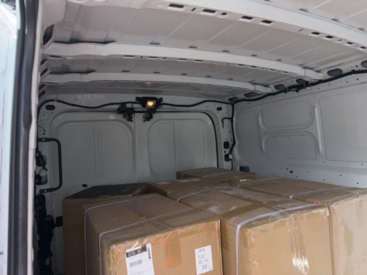 2020 Nissan NV 2500 S - Photo #4
