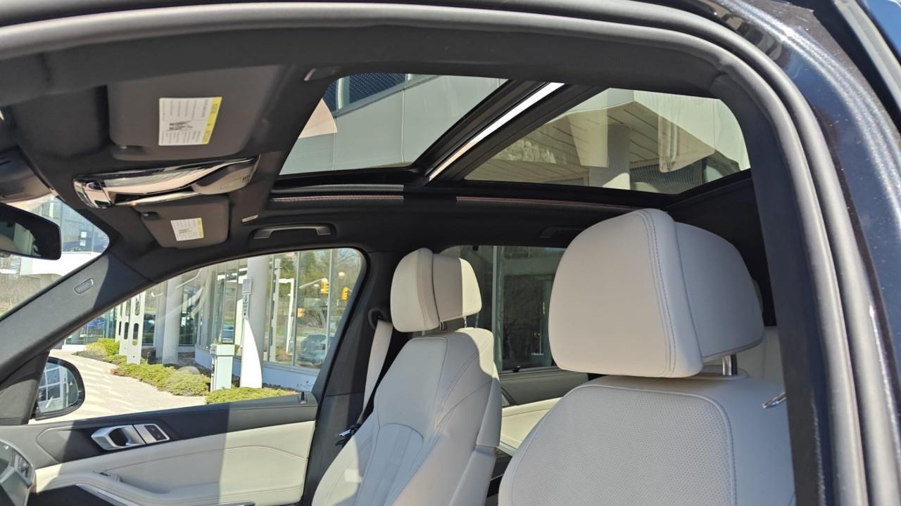 2022 BMW X5 xDrive40i 4dr All-Wheel Drive Sports Activity Vehicle Photo