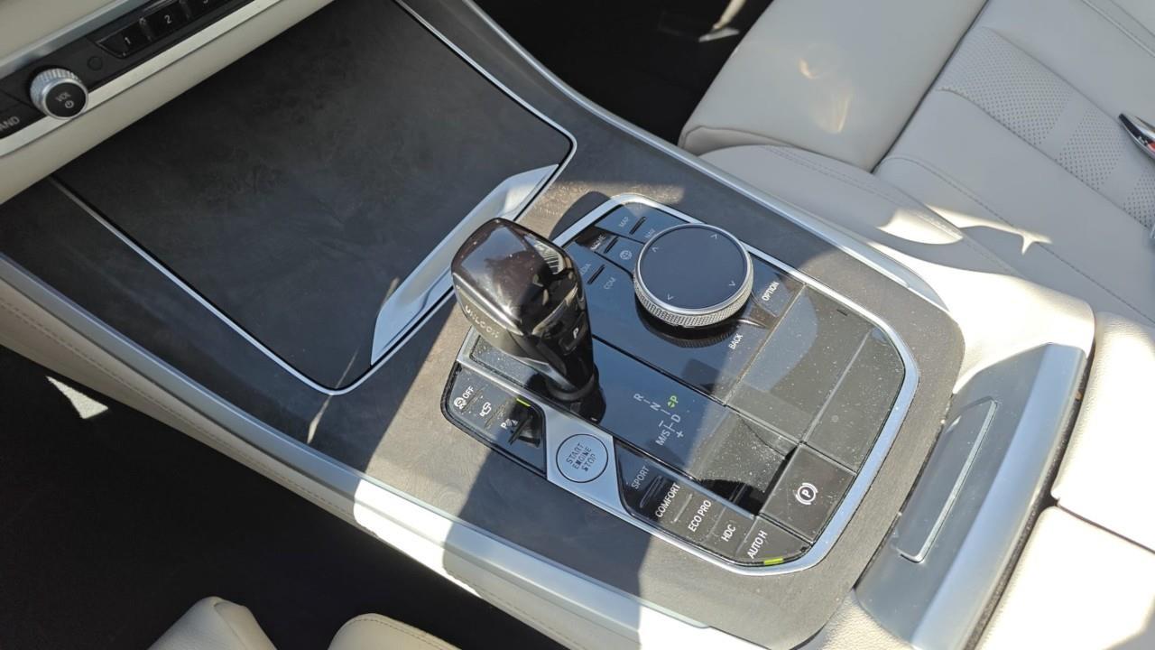 2022 BMW X5 xDrive40i 4dr All-Wheel Drive Sports Activity Vehicle Photo