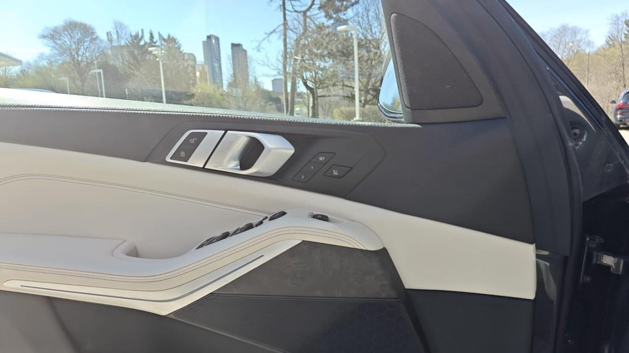 2022 BMW X5 xDrive40i 4dr All-Wheel Drive Sports Activity Vehicle Photo