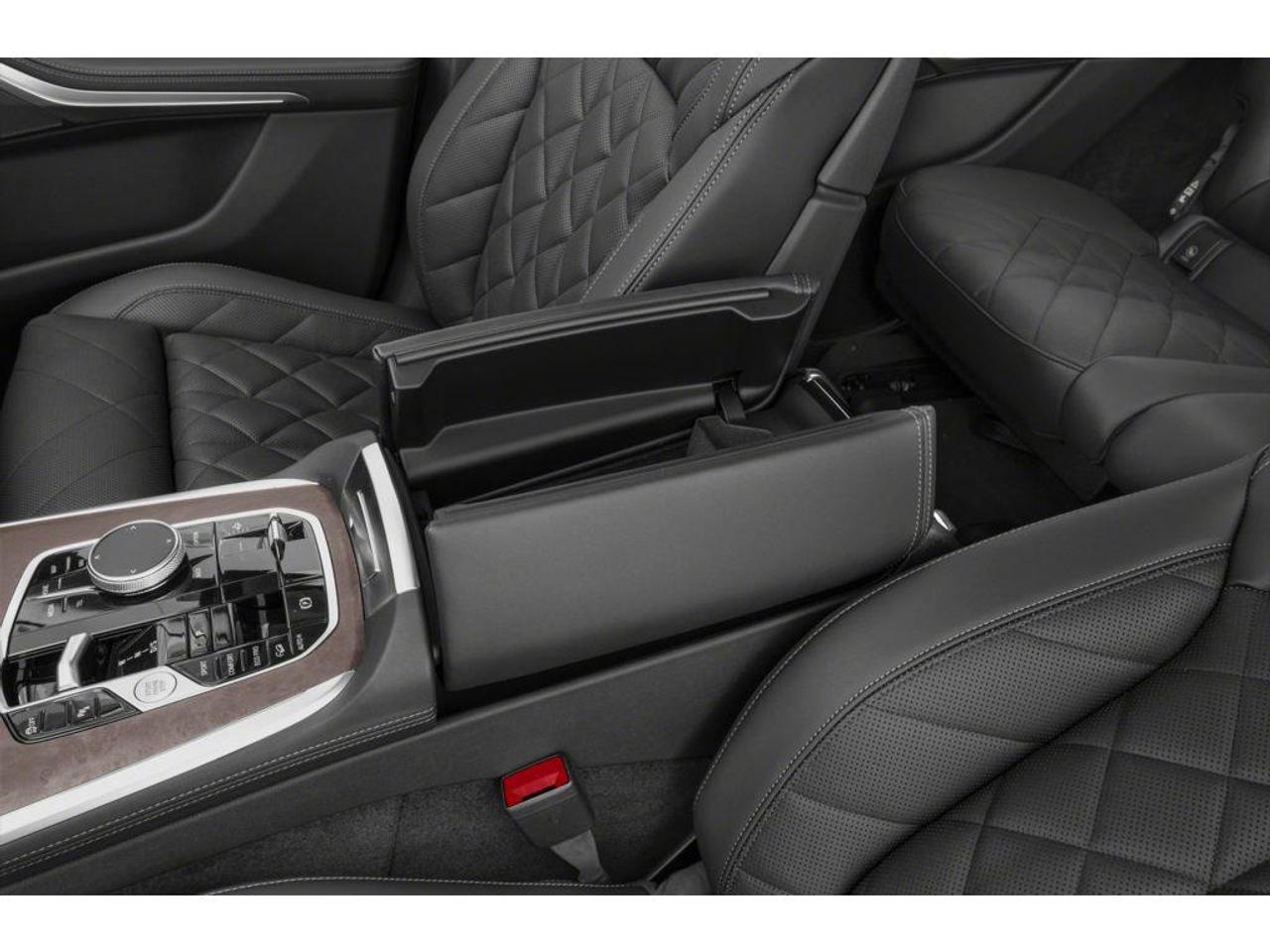 2027 BMW X7 xDrive40i 4dr All-Wheel Drive Sports Activity Vehicle Photo