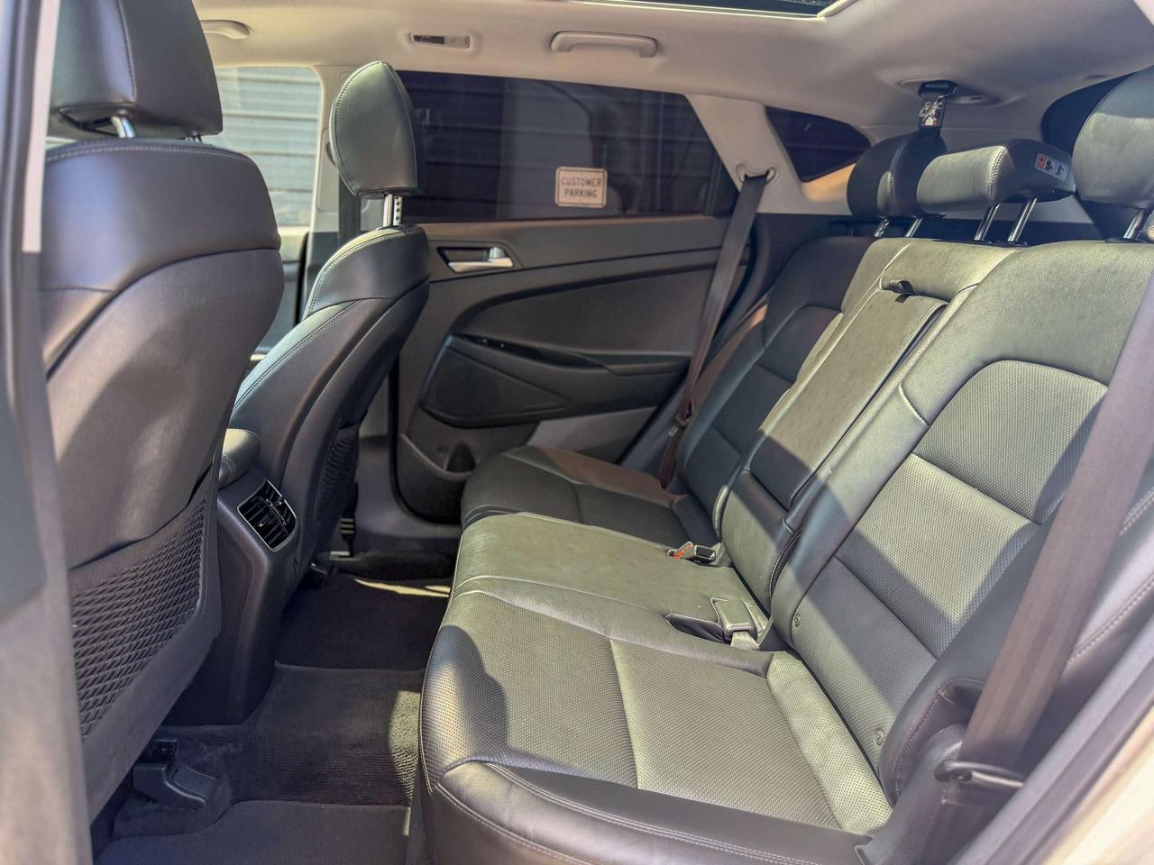 2021 Hyundai Tucson Preferred-AWD/Sun & Leather Pkg/CAMERA/BSM/PANO Photo