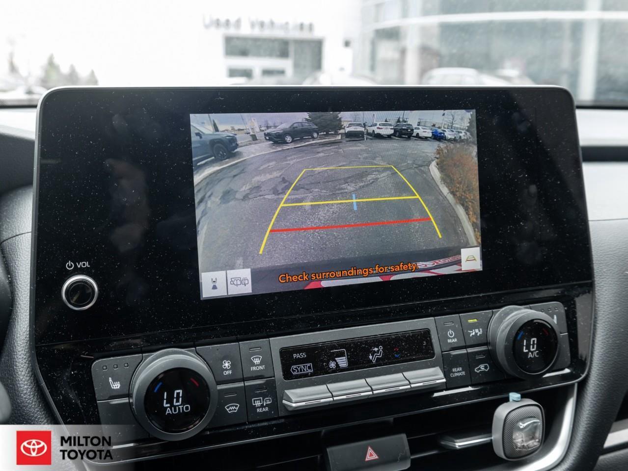 2025 Toyota Grand Highlander LEATHER HEATED STEERING WIRELESS CARPLAY 12.3 SCRE Photo