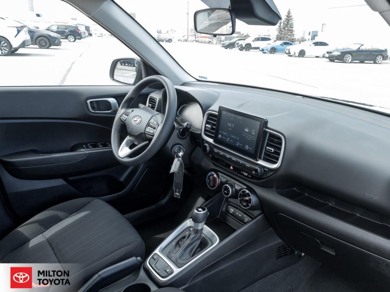 2025 Hyundai Venue WIRELESS APPLE CARPLAY ANDROID AUTO HEATED SEATS B Photo