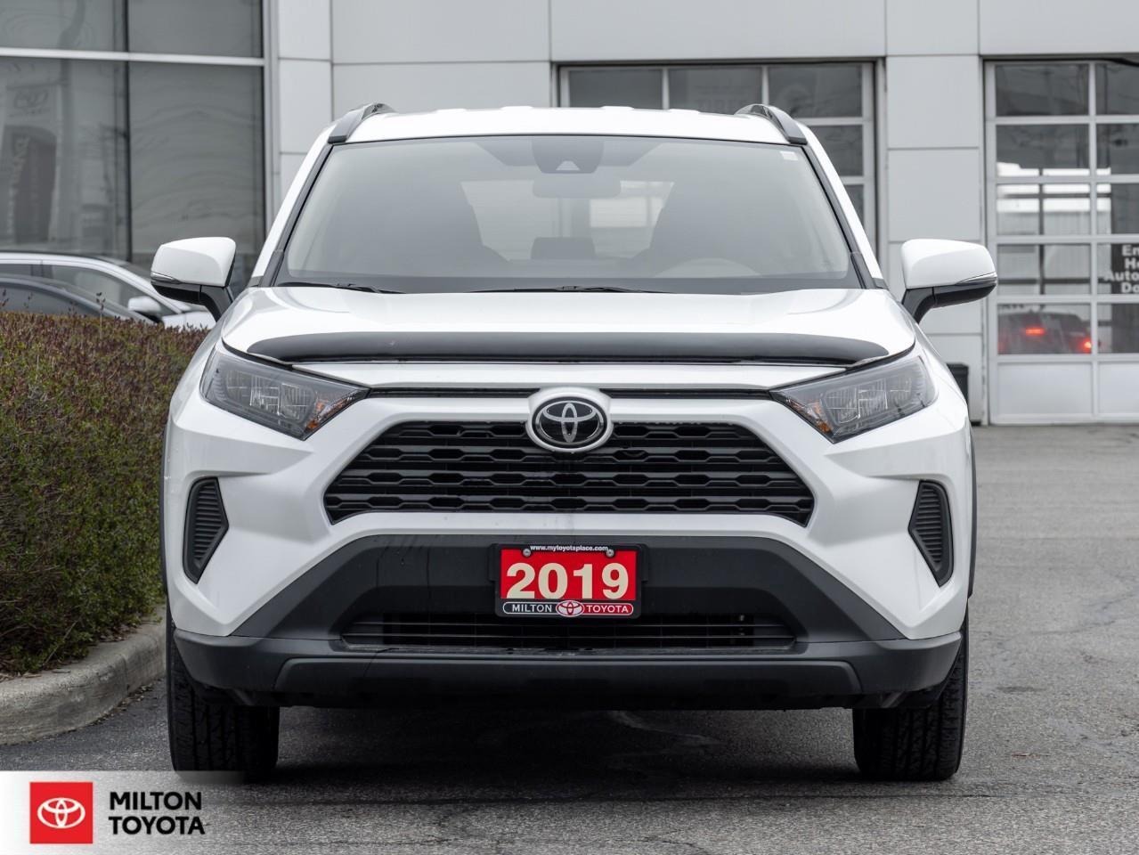 2019 Toyota RAV4 HEATED SEATS BLIND SPOT APPLE CARPLAY NEW TIRES LE Photo