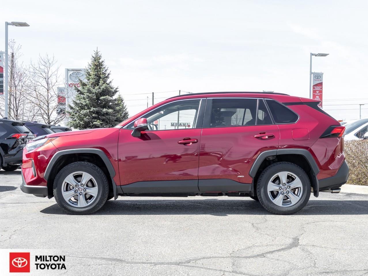 2022 Toyota RAV4 Hybrid SUNROOF BLIND SPOT POWER SEAT PUSH START NEW TIRES Photo