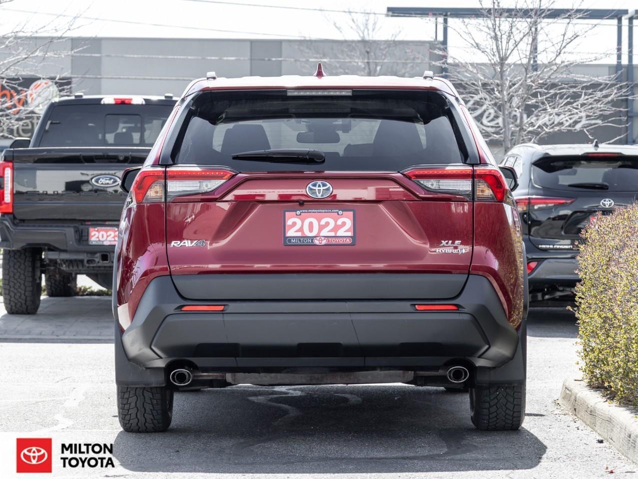 2022 Toyota RAV4 Hybrid SUNROOF BLIND SPOT POWER SEAT PUSH START NEW TIRES Photo